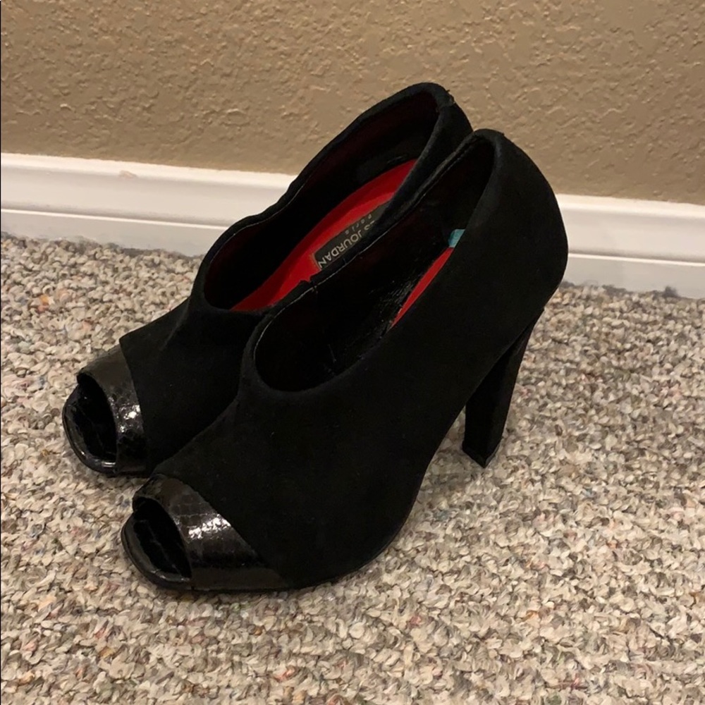 Black Velvet Peep toe Heels
